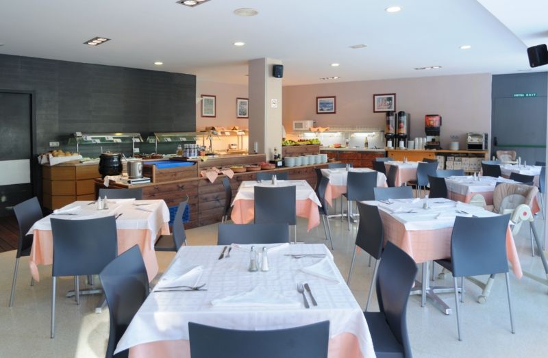 Medplaya Aparthotel Esmeraldas ตอสซาเดมาร์ ร้านอาหาร รูปภาพ
