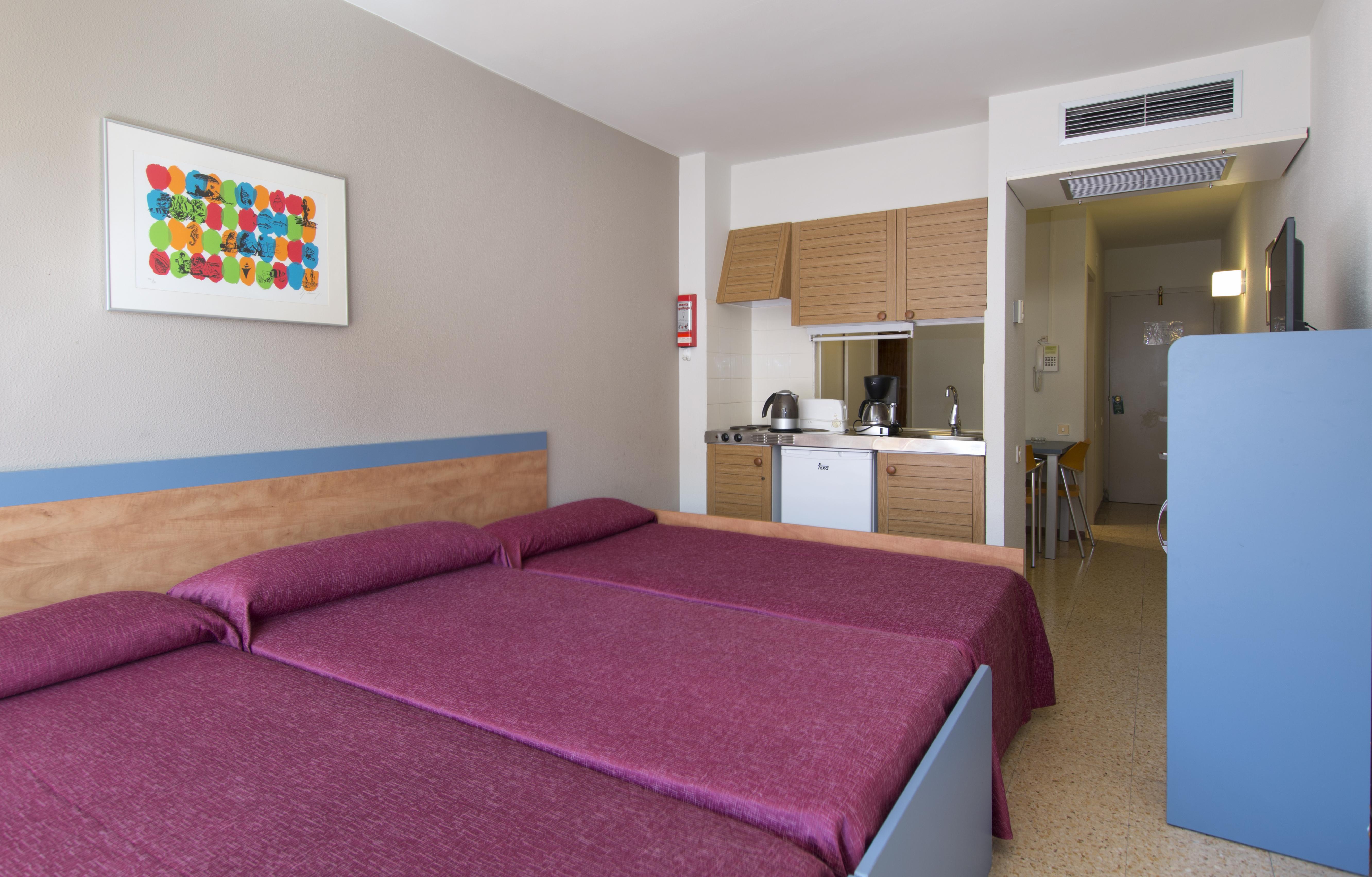 Medplaya Aparthotel Esmeraldas ตอสซาเดมาร์ ภายนอก รูปภาพ