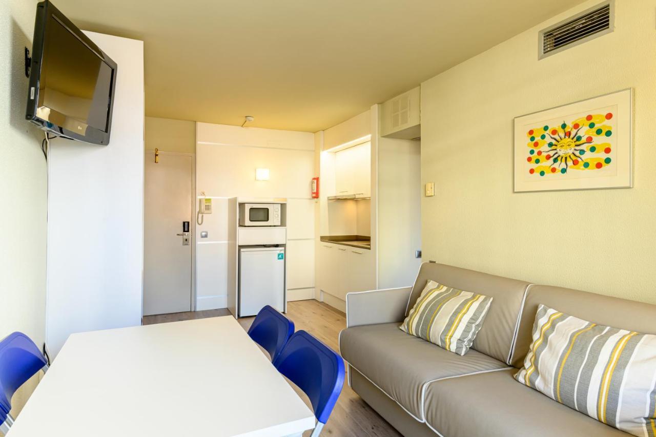 Medplaya Aparthotel Esmeraldas ตอสซาเดมาร์ ภายนอก รูปภาพ