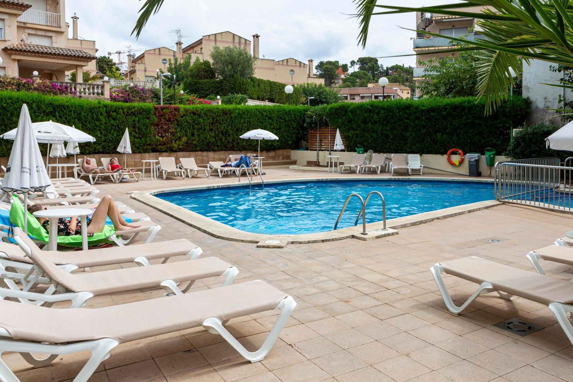 Medplaya Aparthotel Esmeraldas ตอสซาเดมาร์ ภายนอก รูปภาพ