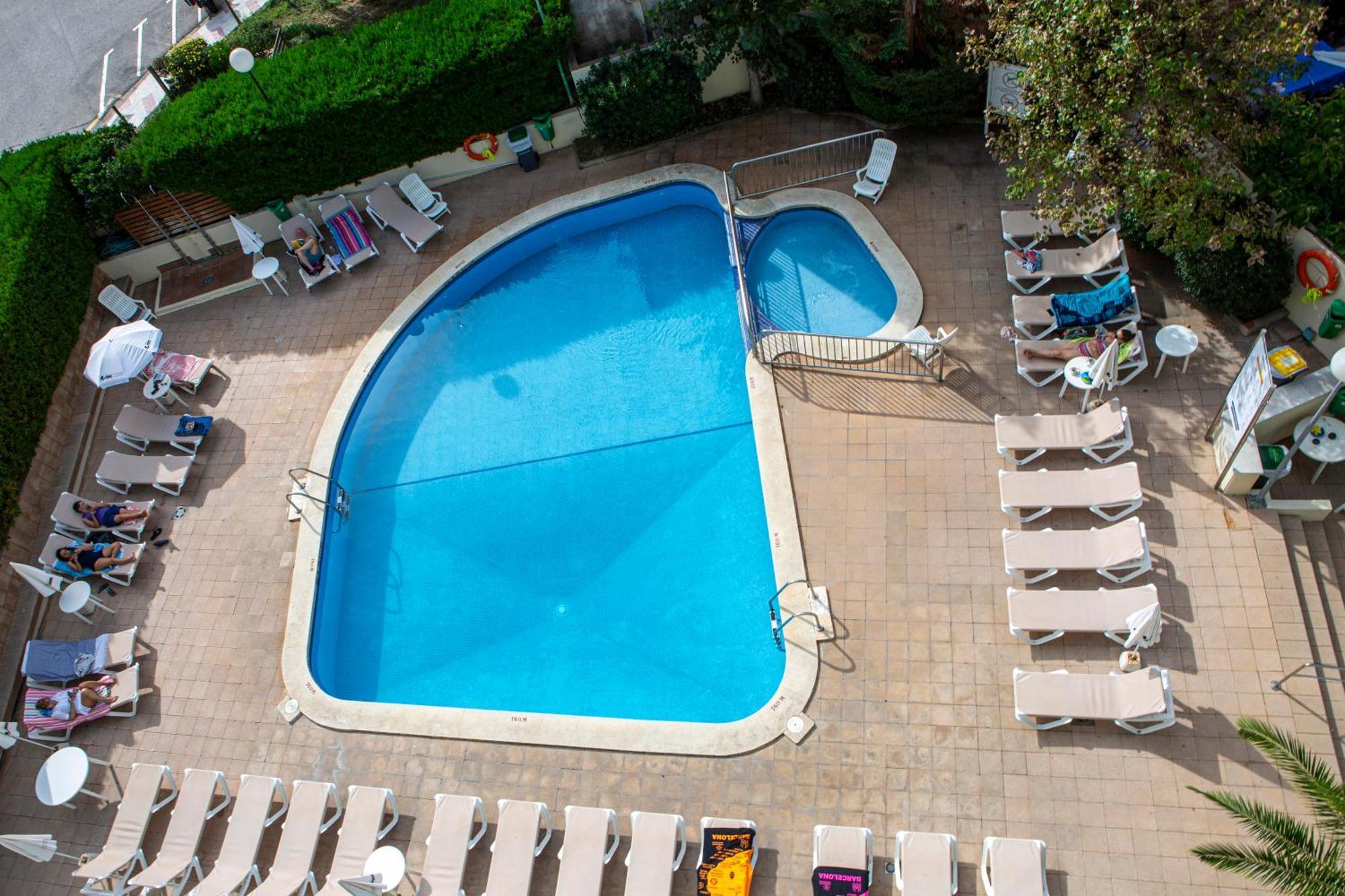 Medplaya Aparthotel Esmeraldas ตอสซาเดมาร์ ภายนอก รูปภาพ