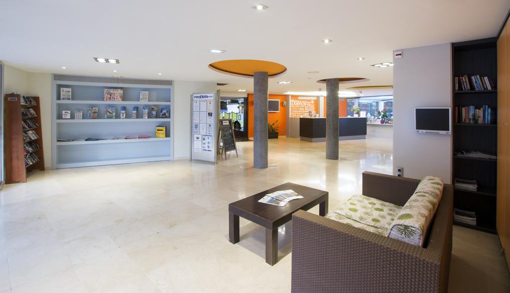 Medplaya Aparthotel Esmeraldas ตอสซาเดมาร์ ภายนอก รูปภาพ