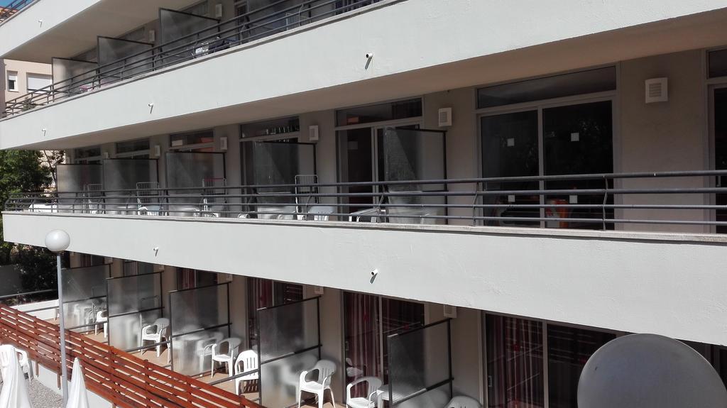 Medplaya Aparthotel Esmeraldas ตอสซาเดมาร์ ภายนอก รูปภาพ